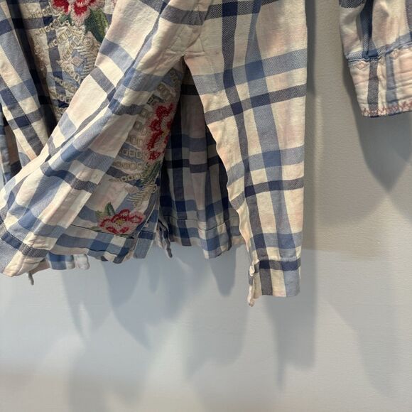 Johnny Was Top Button Up Floral Embroidered Boho Plaid Shirt Women sz Large - Picture 7 of 11